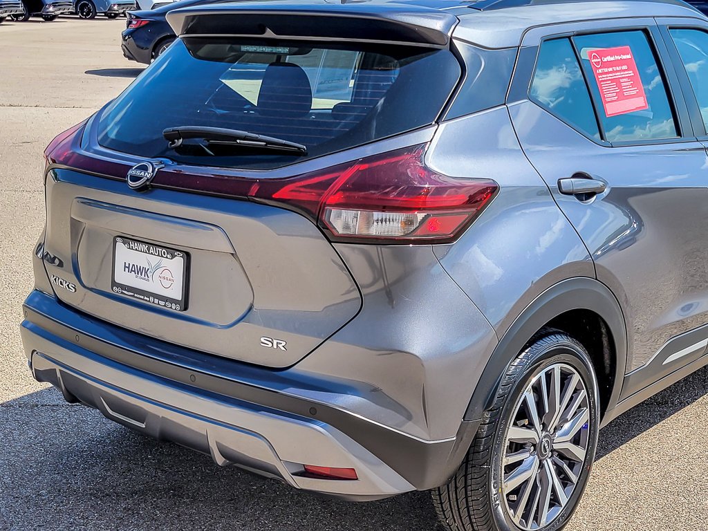 New 2026 Gun Metallic Nissan SV image 6