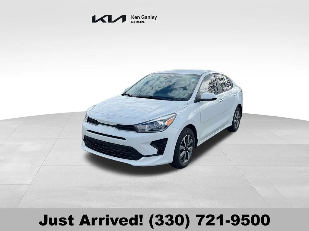 2023 Kia Rio S iVT's photo