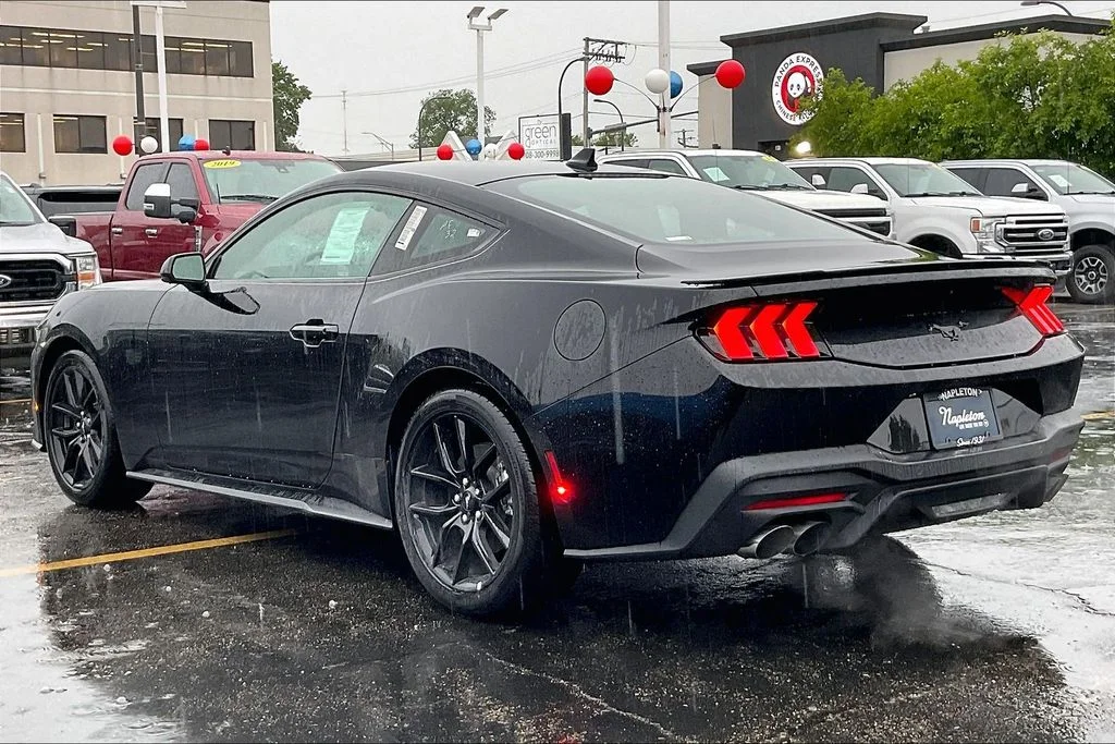 New 2026 Shadow Black Ford EcoBoost® Fastback image 10