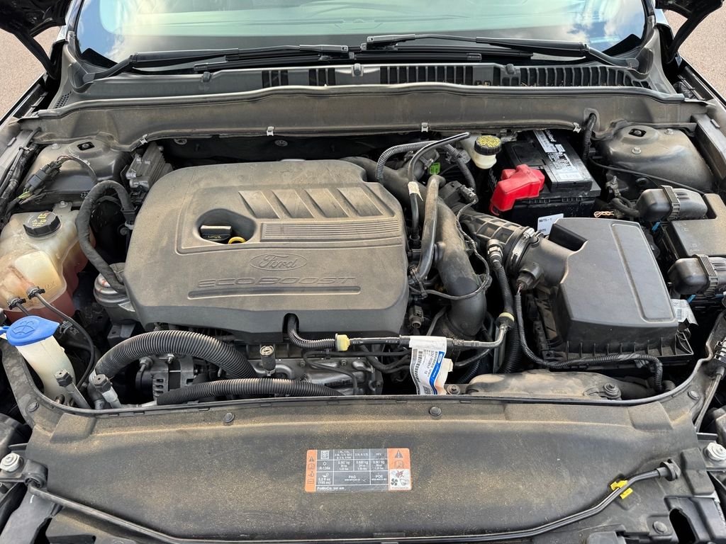 Used 2016 Black Ford SE image 14