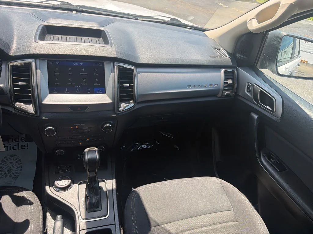 Certified Used 2021 Oxford White Ford XLT image 23
