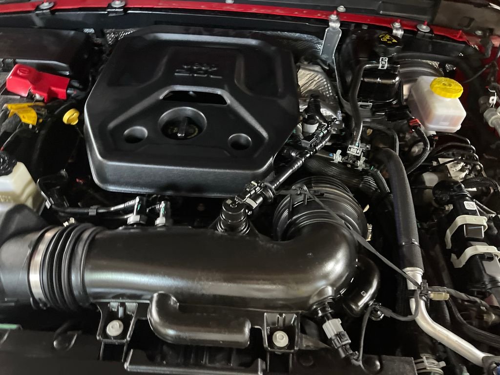 Used 2024 Red Jeep Sport S image 10
