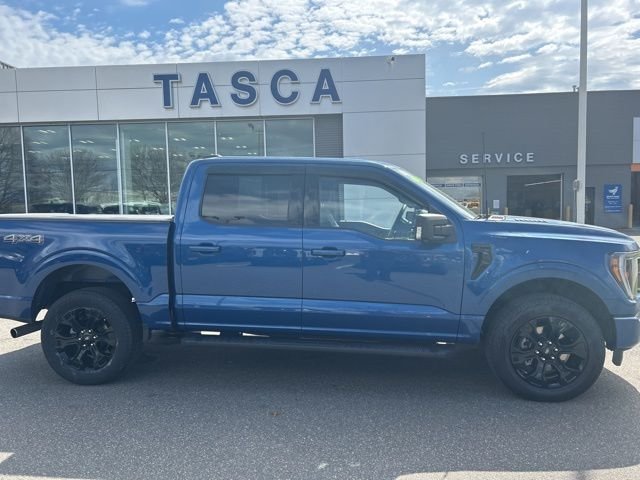 Used 2022 Blue Ford XLT image 10