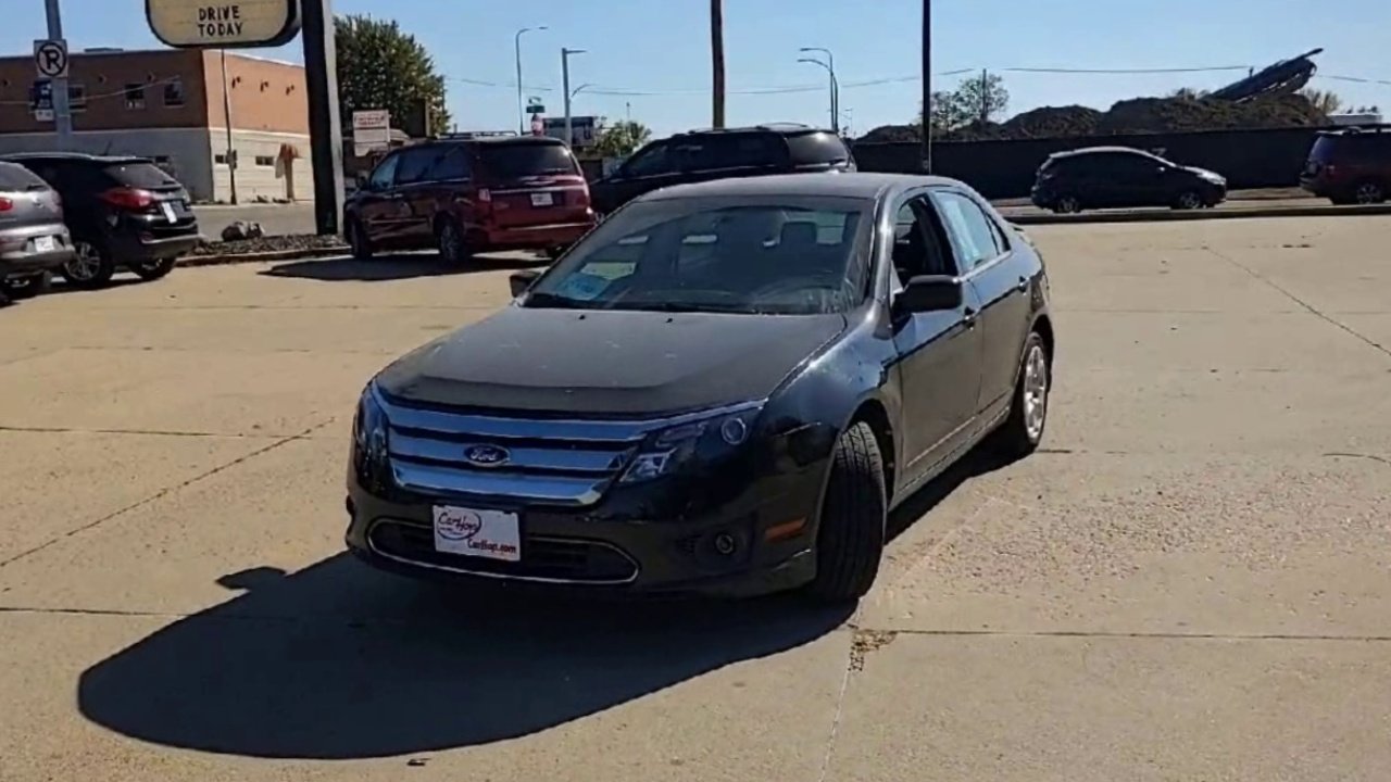 2010 Ford Fusion SE photo 3