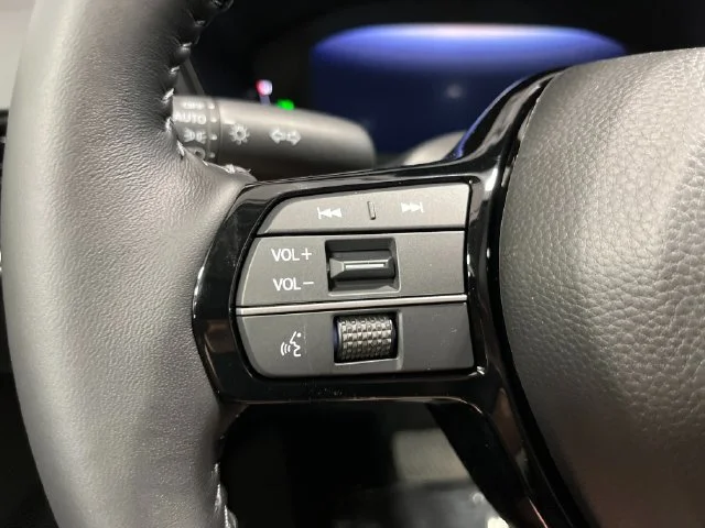 New 2027 Platinum White Pearl Honda EX-L AWD image 17