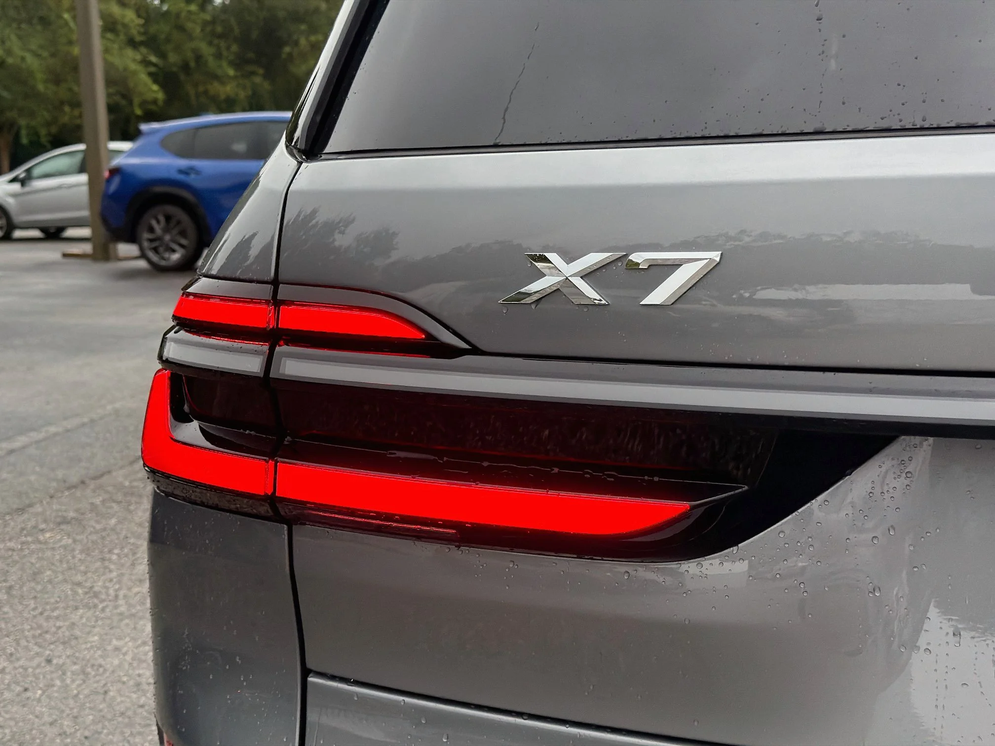 New 2027 Skyscraper Grey Metallic BMW xDrive40i image 10