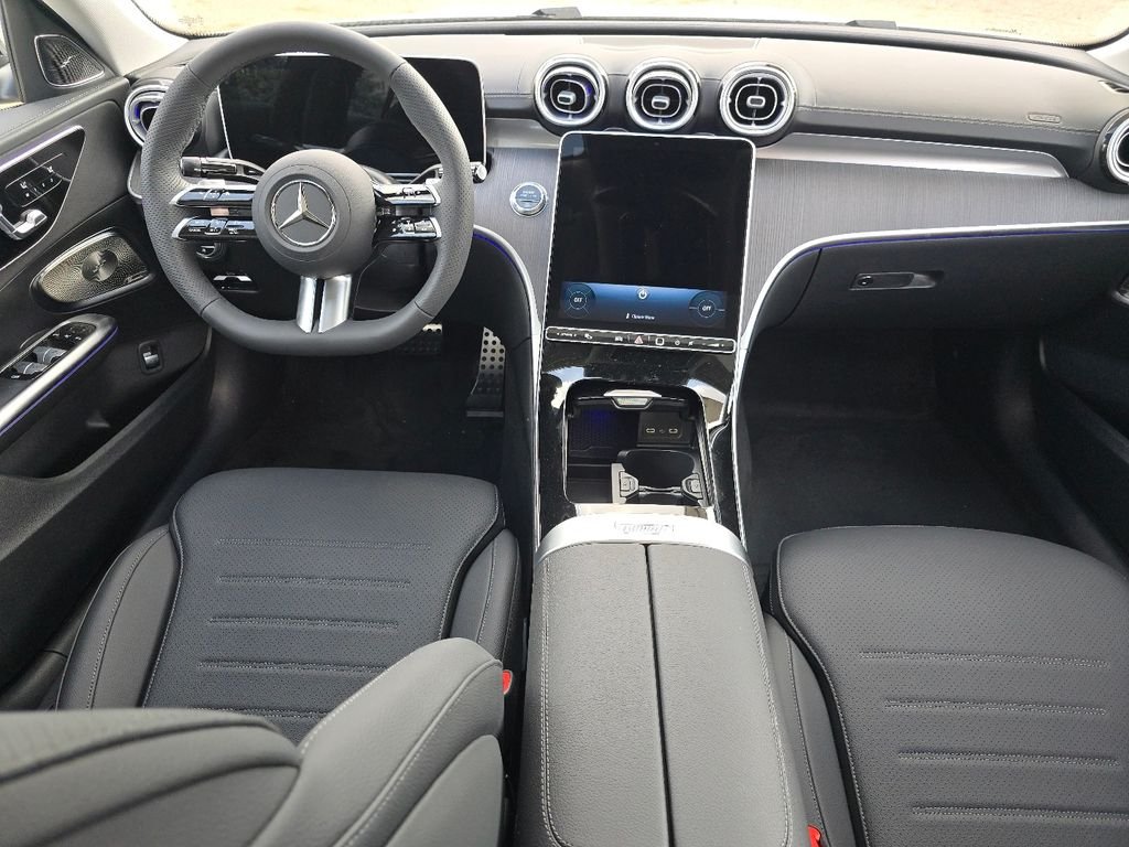 New 2026 MANUFAKTUR Moonlight White Metallic Mercedes-Benz C 300 image 23
