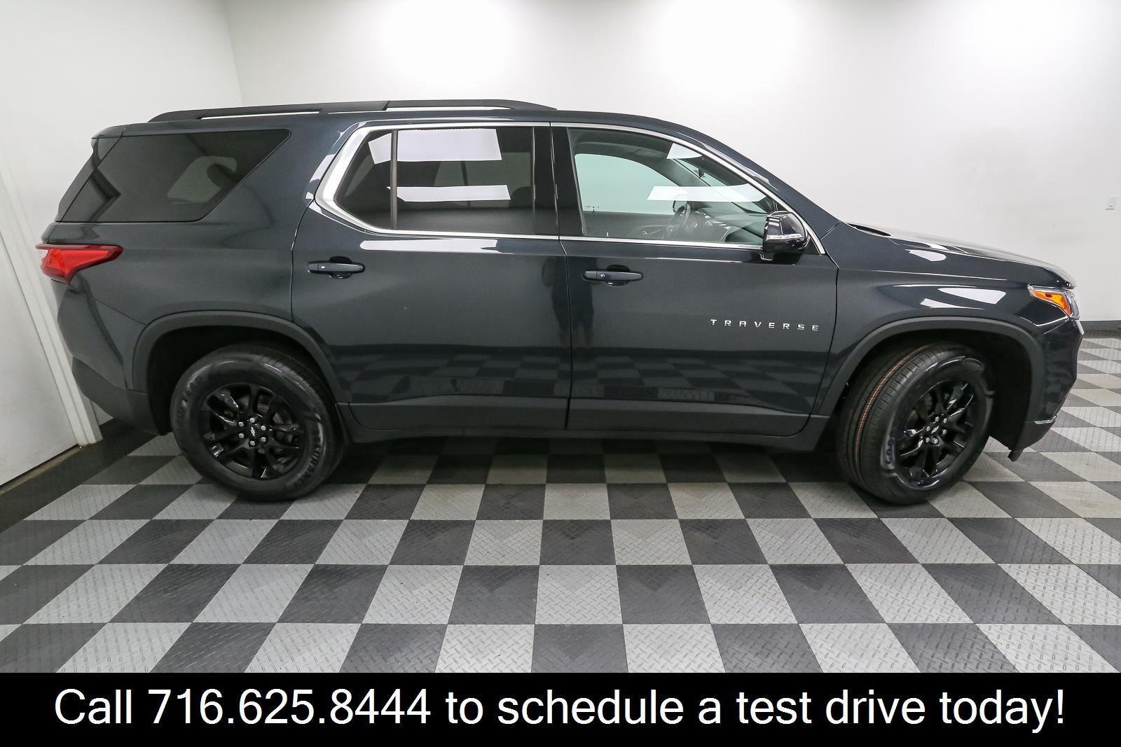 Used 2020 Graphite Metallic Chevrolet LT Cloth image 7