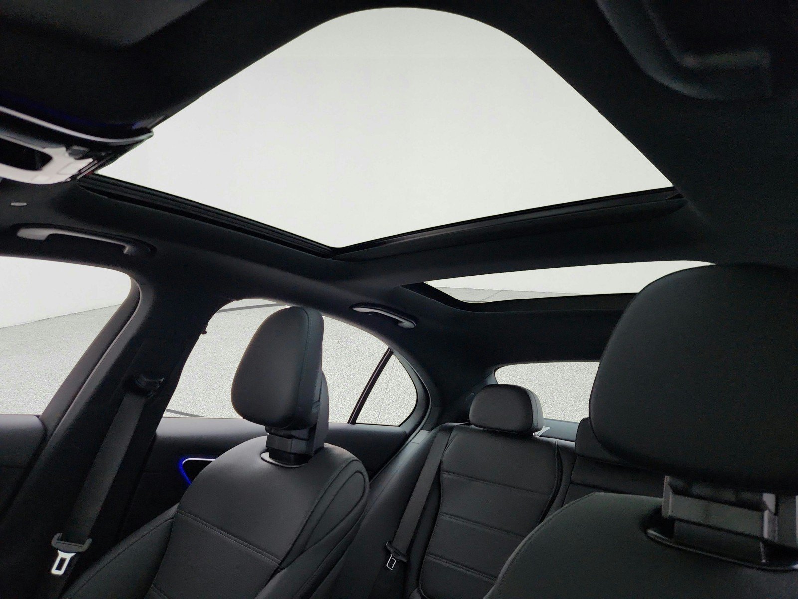 New 2026 Polar White Mercedes-Benz C 300 Sedan image 45