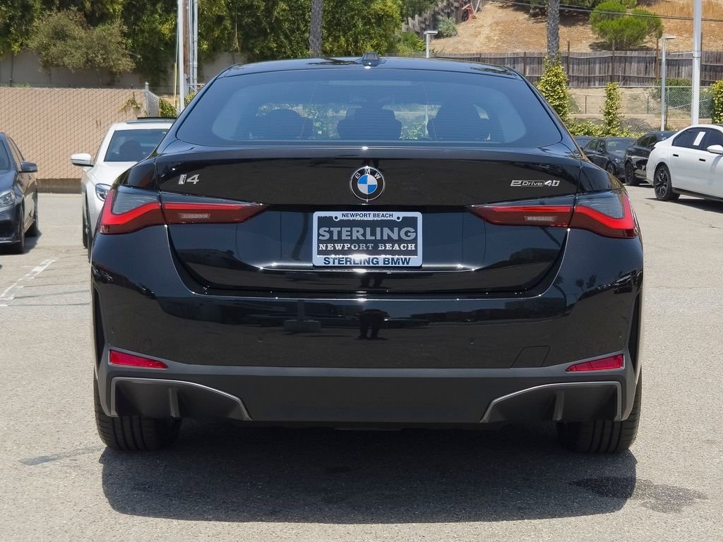 New 2026 Black Sapphire Metallic BMW eDrive40 image 19