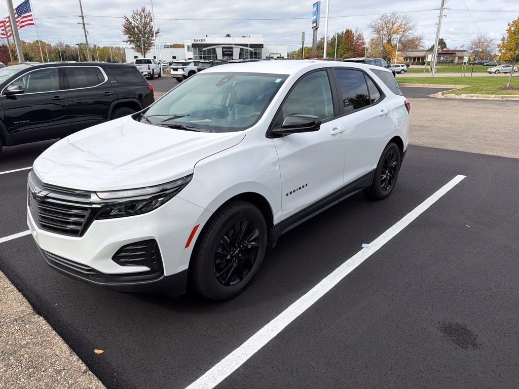 Used 2024 Summit White Chevrolet LS image 3
