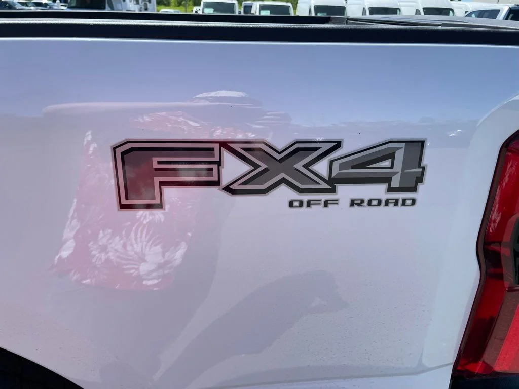New 2026 Star White Metallic Tri-Coat Ford F-350® Lariat® image 12