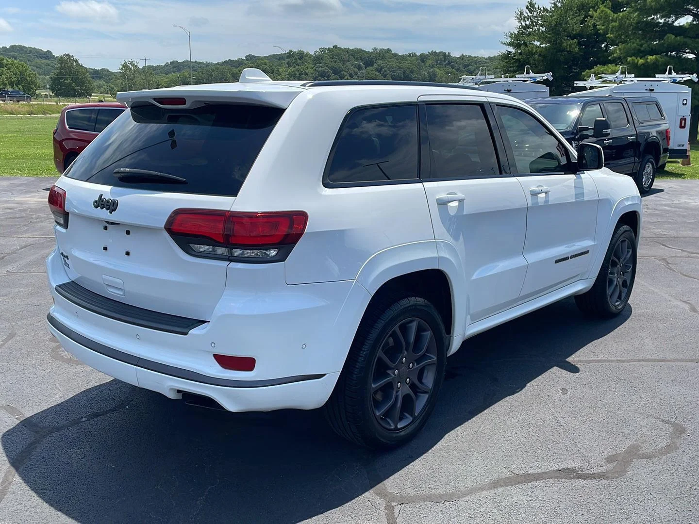 Used 2020 Bright White Clearcoat Jeep High Altitude image 5