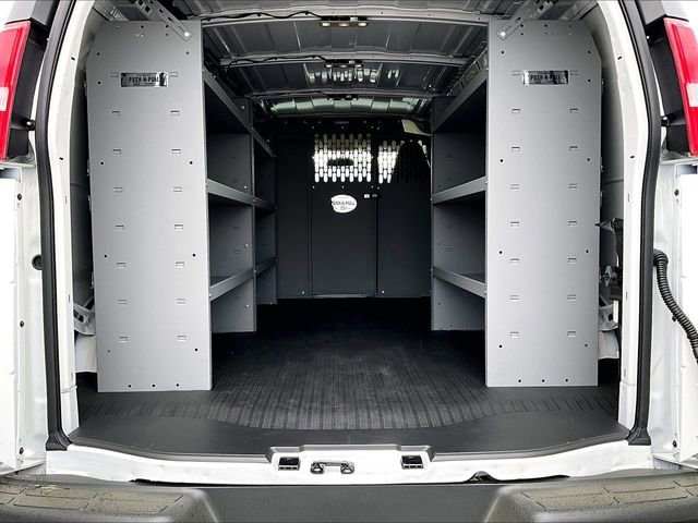 2026 Chevrolet Express Cargo Work Van - Photo 13