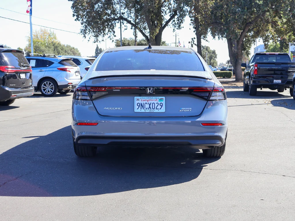 Used 2024 Urban Gray Pearl Honda Sport image 9