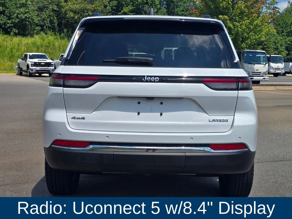 Certified Used 2023 White Jeep Laredo image 4