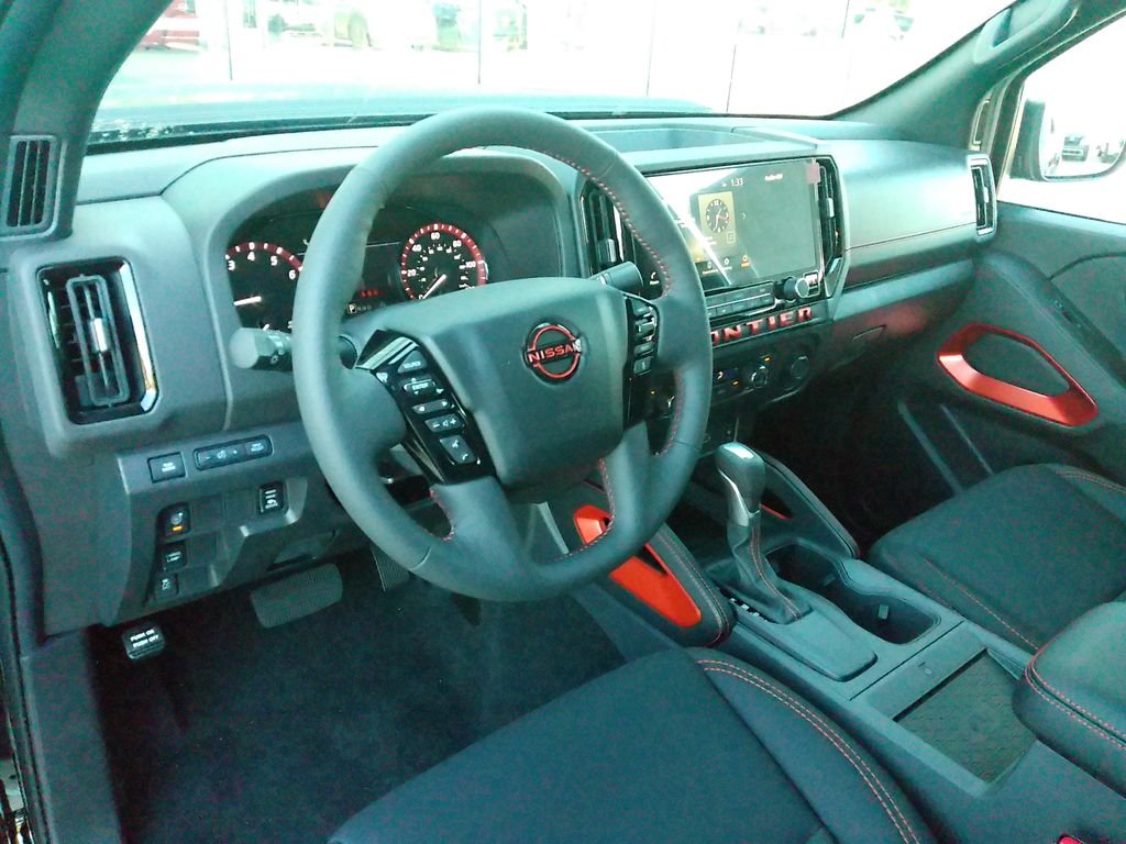 2026 Nissan Frontier PRO-X - Photo 11