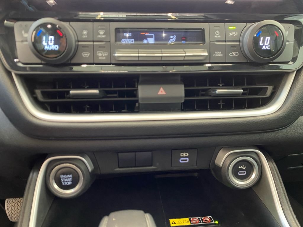 Used 2024 Silver Toyota XLE image 27