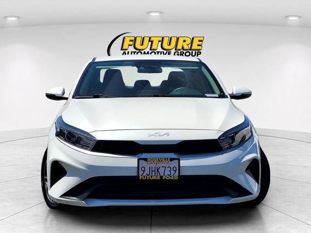 Used 2023 White Kia LXS image 2
