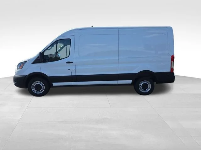 Used 2024 White Ford  image 2