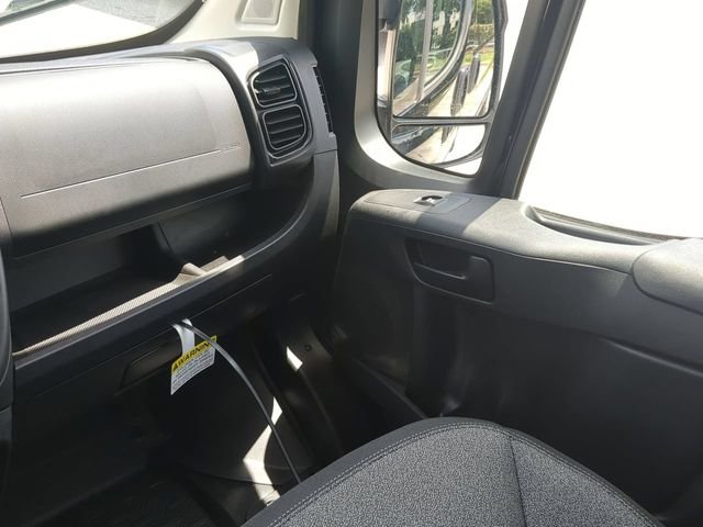 New 2026 Black Clear-Coat Exterior Paint RAM High Roof image 18