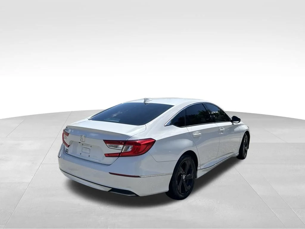Used 2018 White Honda EX-L image 5