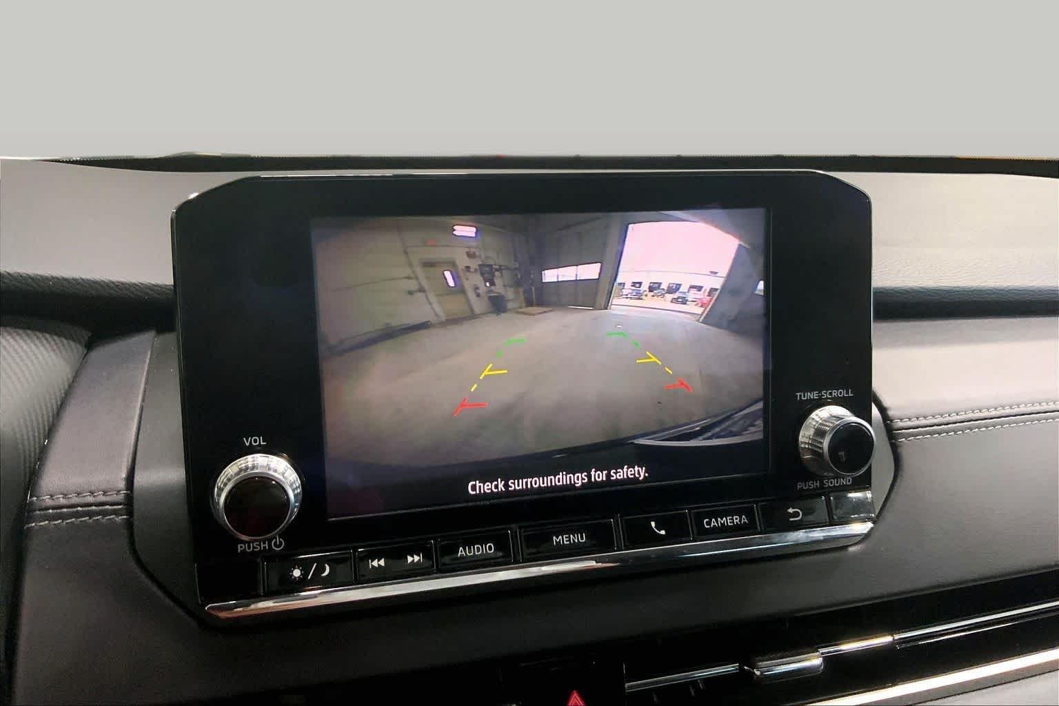 Used 2023 Labrador Black Pearl Mitsubishi ES image 55