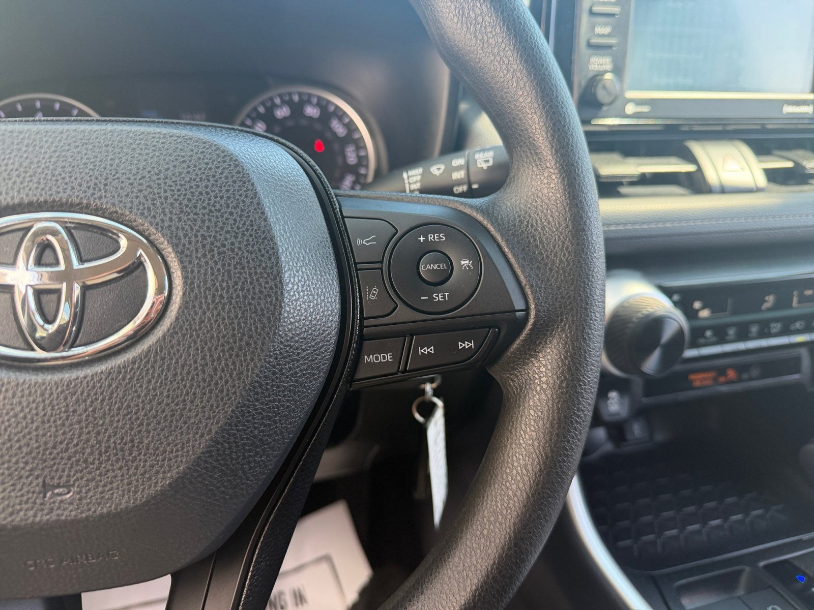 Used 2021 Midnight Black Metallic Toyota LE image 12
