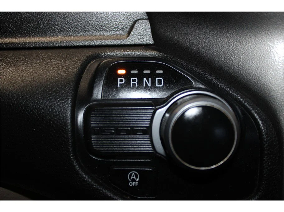 Used 2020 Granite Crystal Metallic Clearcoat Ram Big Horn image 30