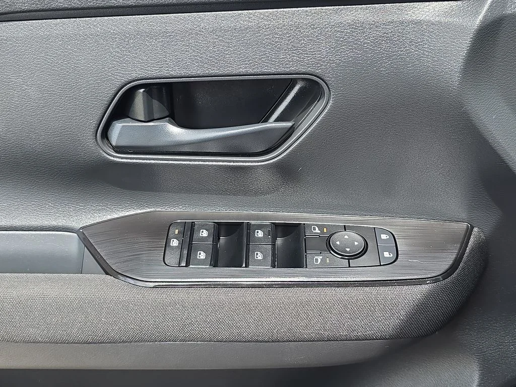 Certified Used 2025 Black Nissan S image 24