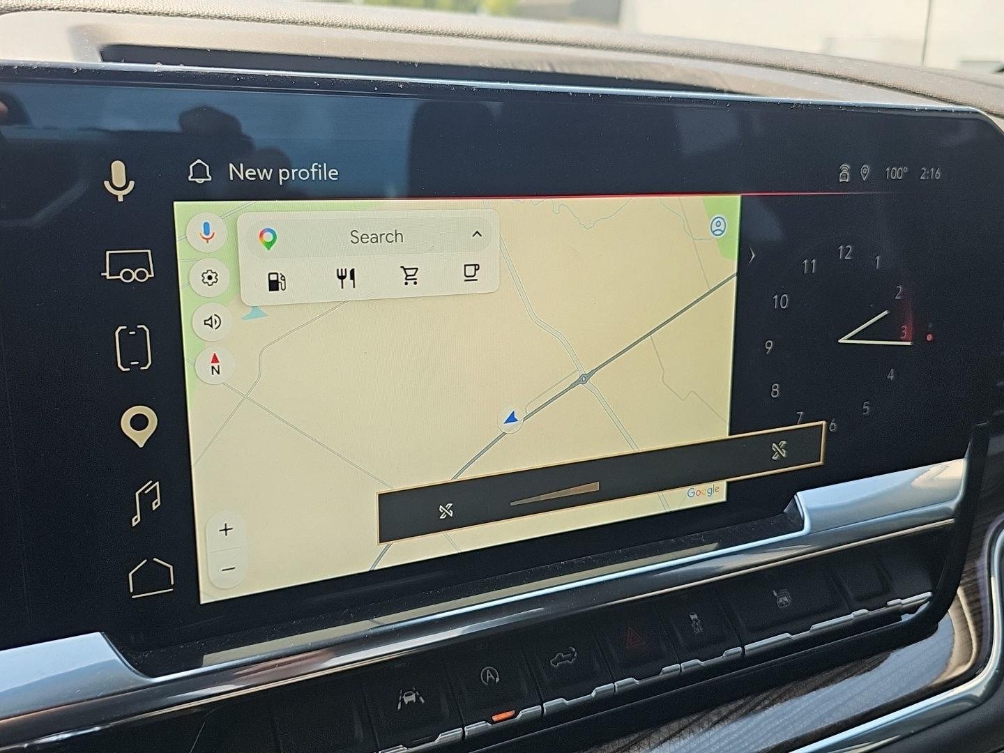Used 2025 Summit White GMC Elevation image 17