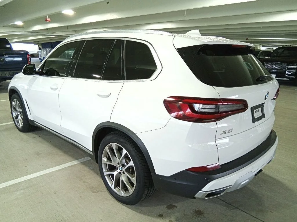 Used 2022 Alpine White BMW xDrive40i image 7