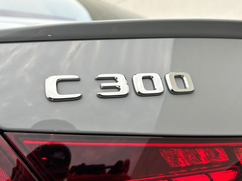 New 2026 MANUFAKTUR Alpine Grey Mercedes-Benz C 300 image 30