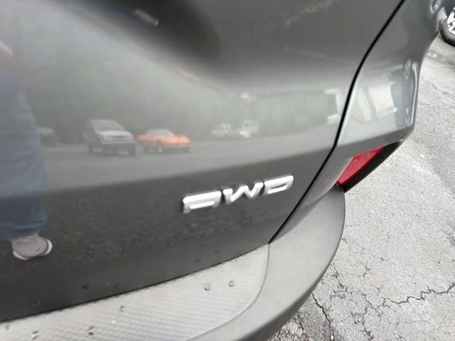 Used 2025 Gray Ford ST-Line image 19
