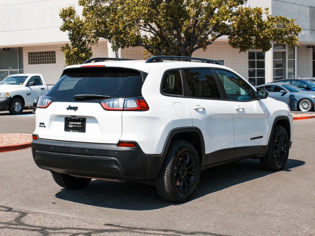 Used 2023 Bright White Clearcoat Jeep Altitude Lux image 5