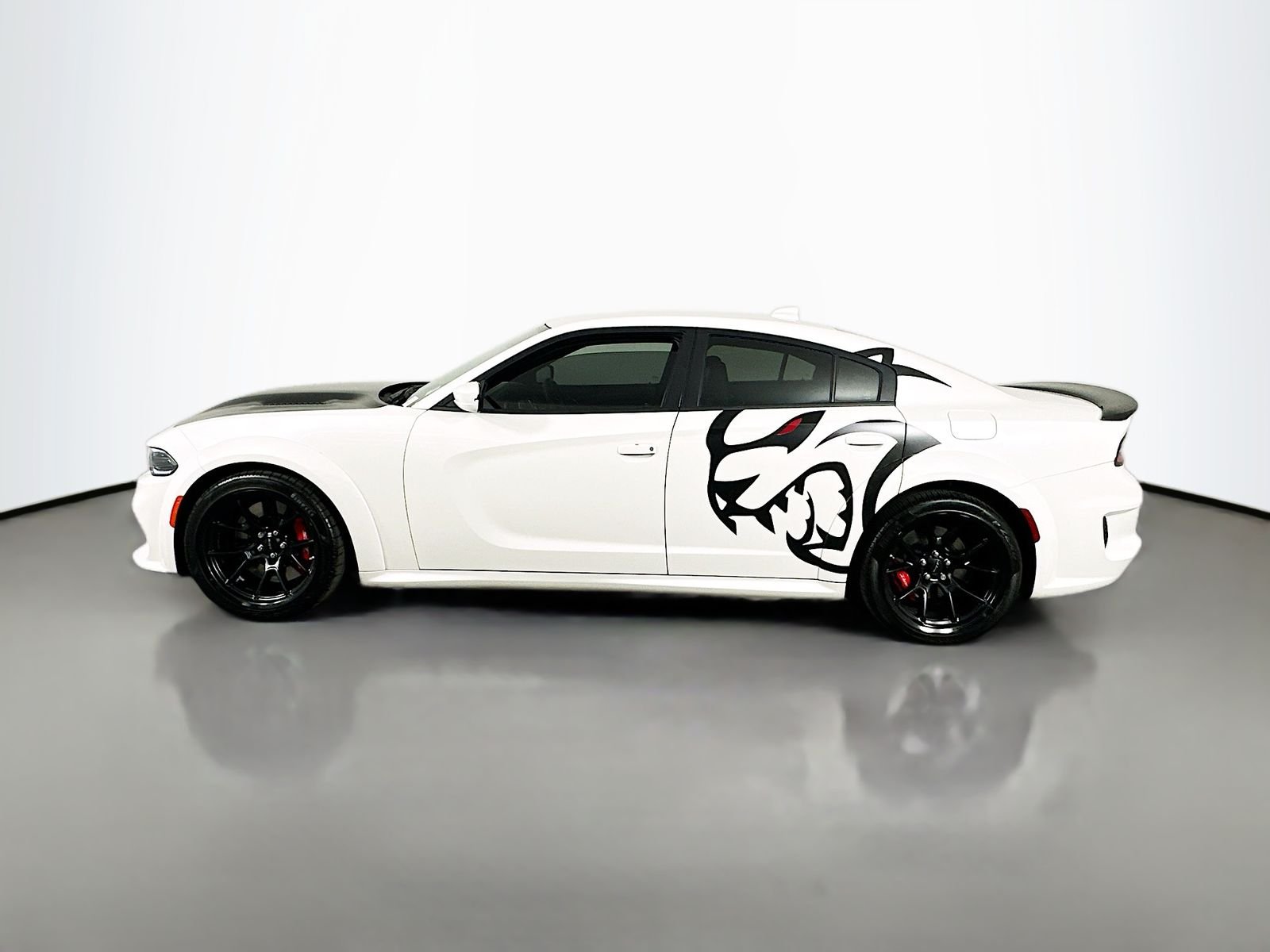 Used 2023 White Knuckle Clearcoat Dodge SRT Hellcat Redeye Widebody Jailbreak image 4