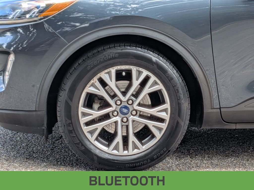 Used 2022 Blue Metallic Ford SEL image 12