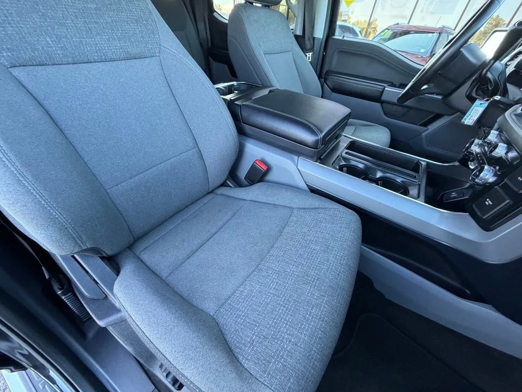 Used 2024 Black Ford XLT image 43