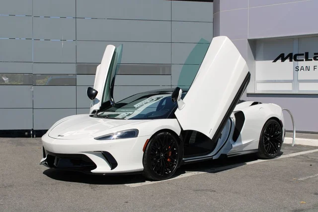 2025 McLaren GTS TechLux
