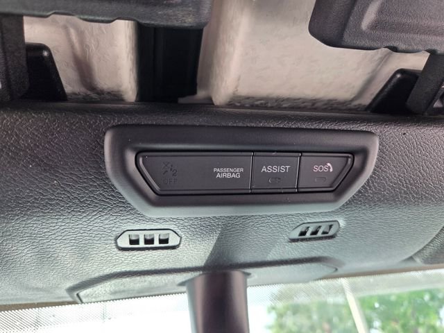 Certified Used 2020 Gray Jeep Overland image 34