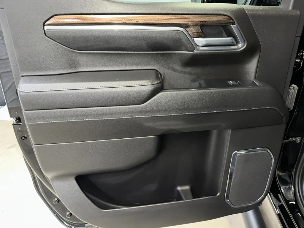 2024 Chevrolet Silverado 1500 RST - Photo 19
