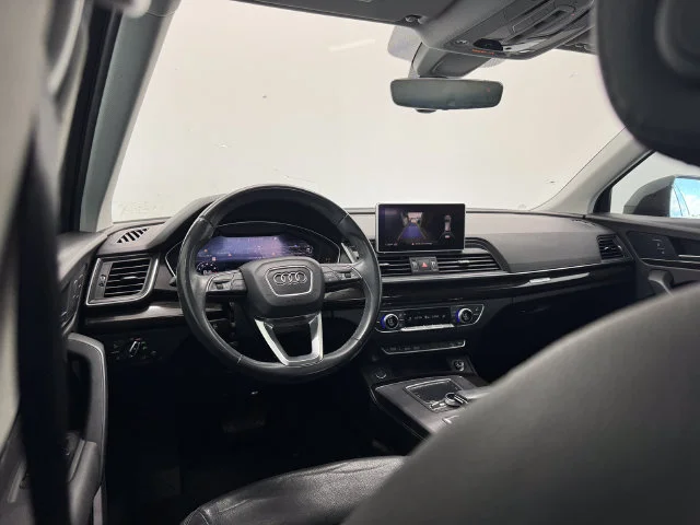 Used 2018 Manhattan Gray Metallic Audi 2.0T Premium image 36
