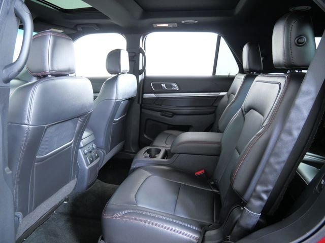Used 2016 Red Ford Sport image 15