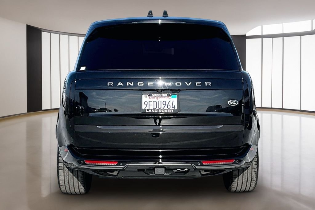 Certified Used 2023 Santorini Black Metallic Land Rover SE image 5