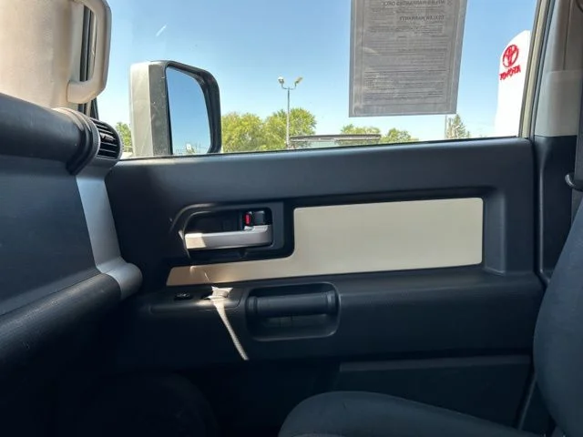 Used 2008  Toyota Base image 28