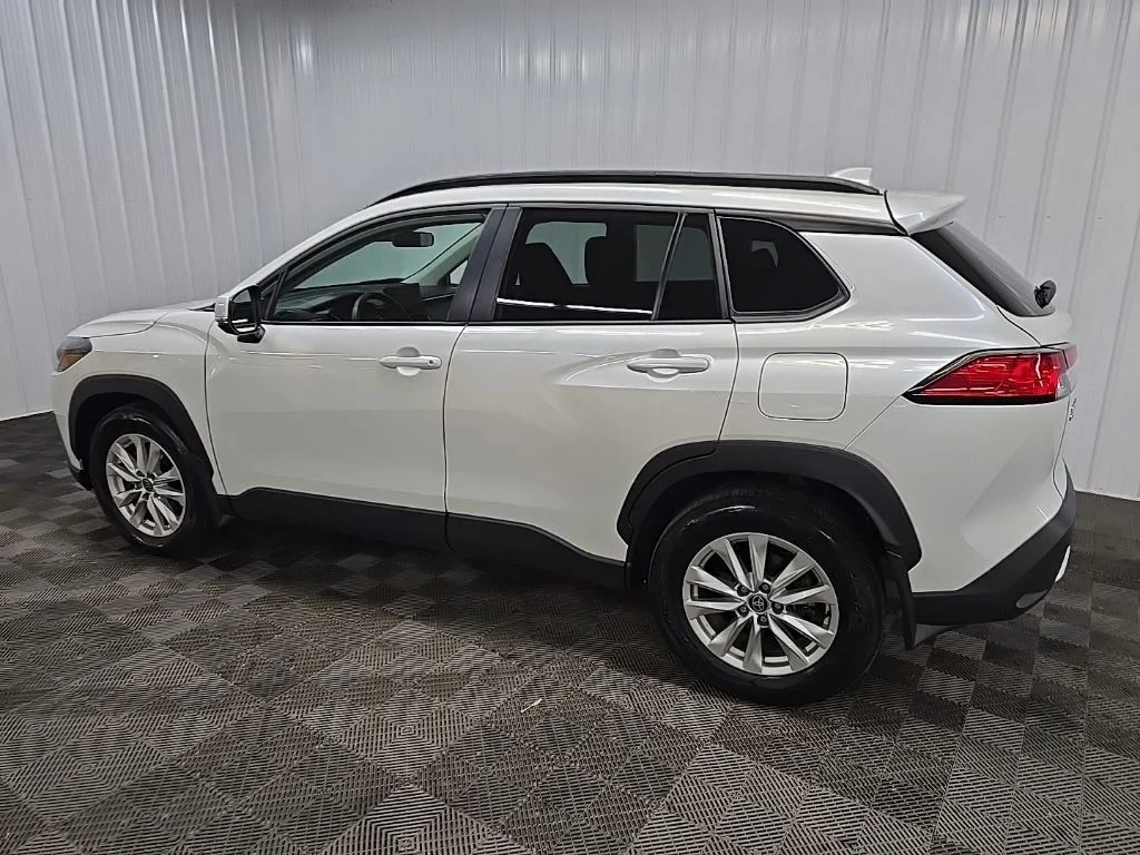Used 2023 Beige Toyota LE image 4