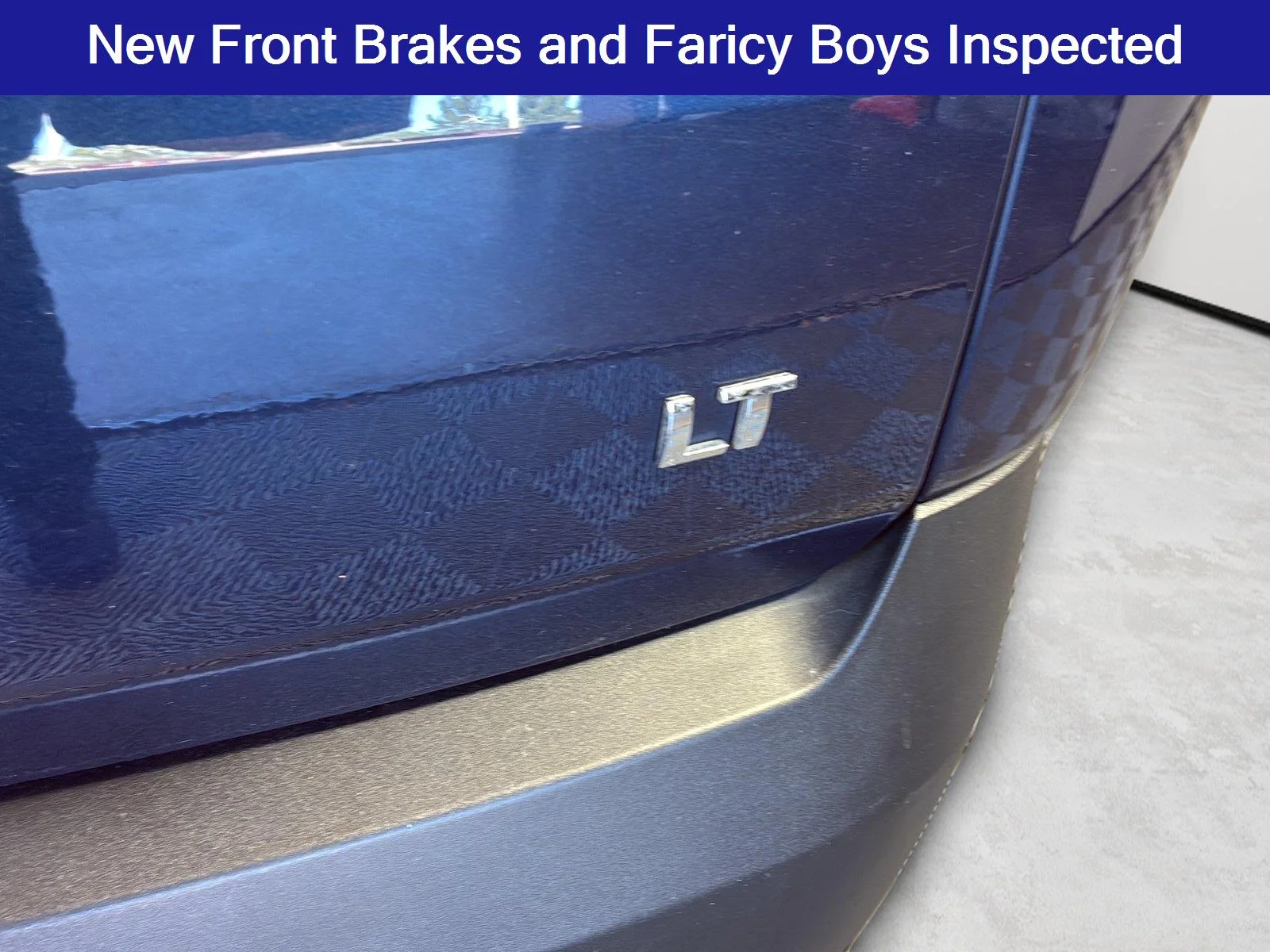 Used 2022 Northsky Blue Metallic Chevrolet LT Cloth image 5