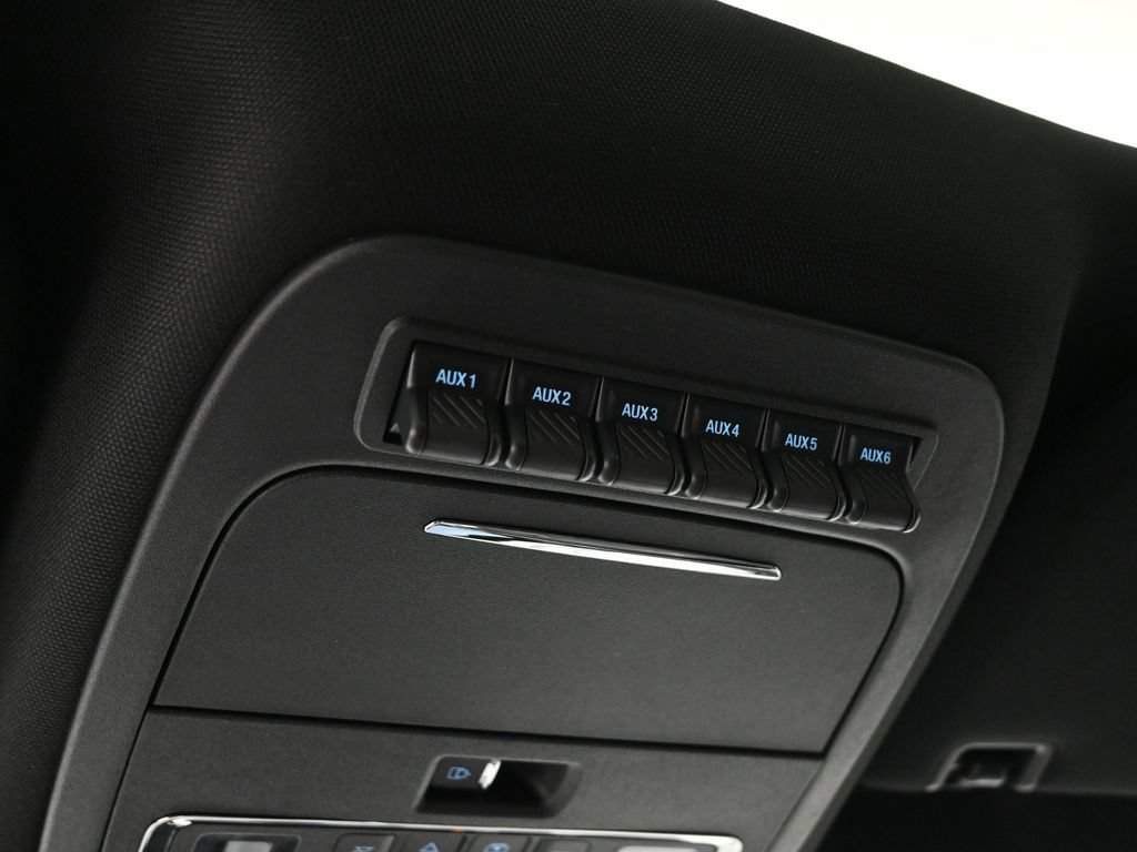 Used 2025 White Ford Raptor image 16