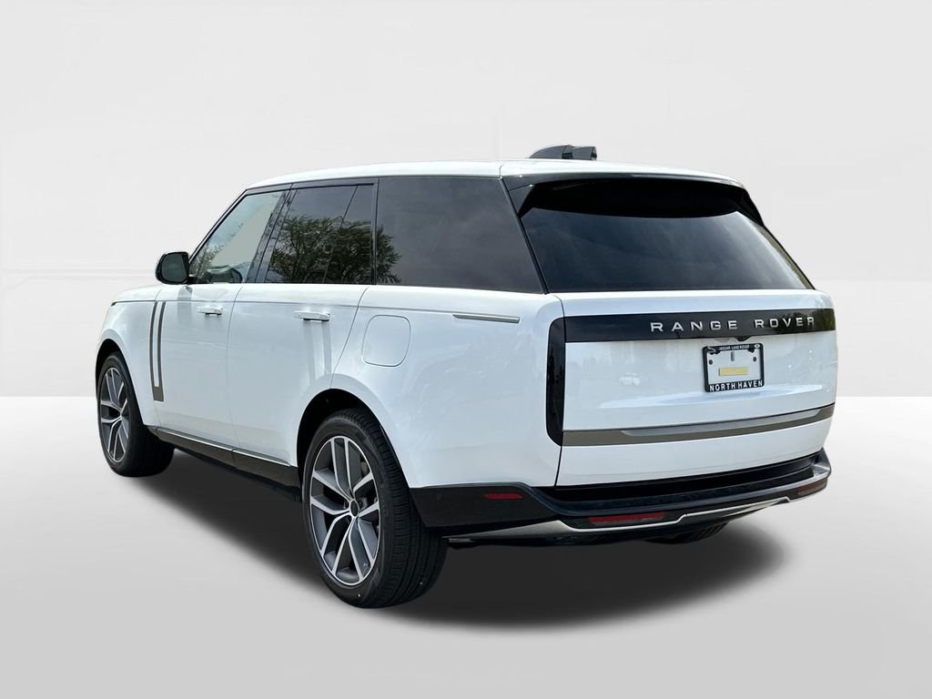 2026 Land Rover Range Rover SE - Photo 2