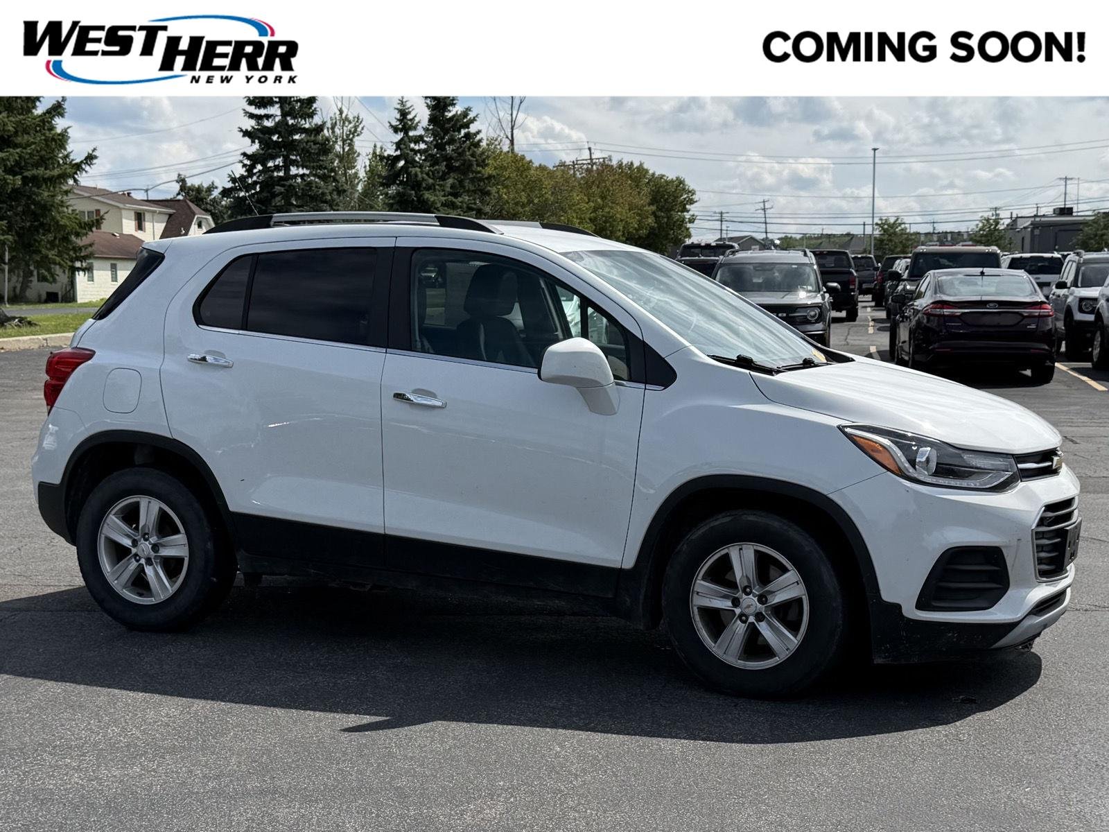 Used 2019 Summit White Chevrolet LT image 1